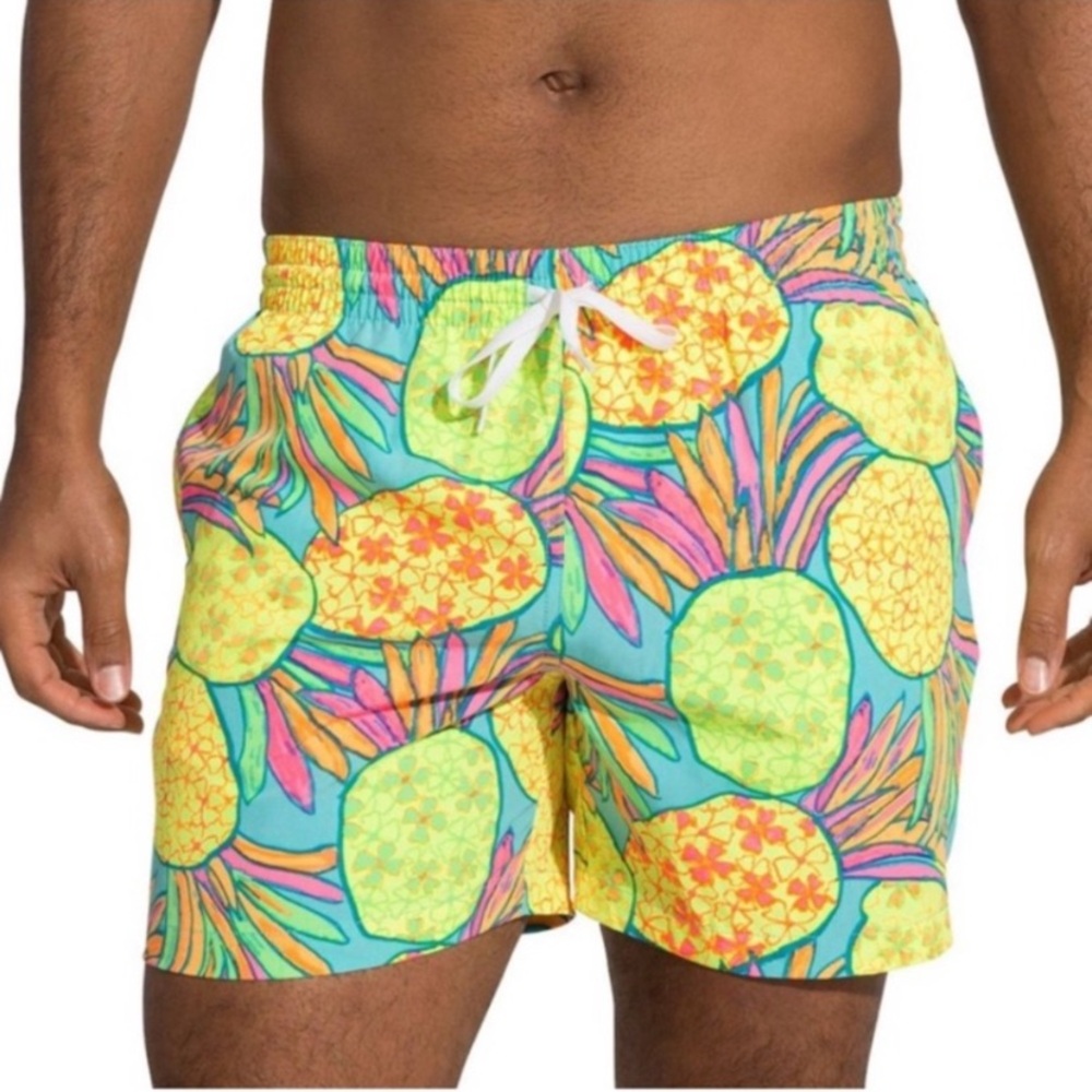 NWT Chubbies Classic 5.5" Swim Trunk - The Hooligans Pineapple XXL